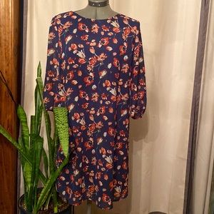 Flower print dress with 3/4 length sleeve